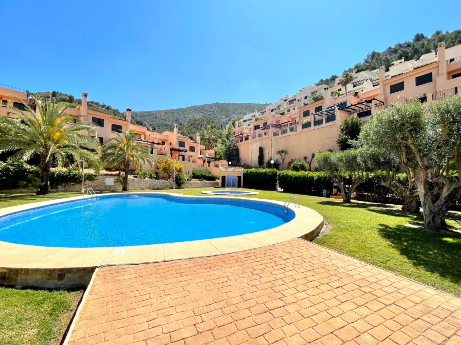 Modern corner house for sale in Benitachell, La Joya Urb. Terra