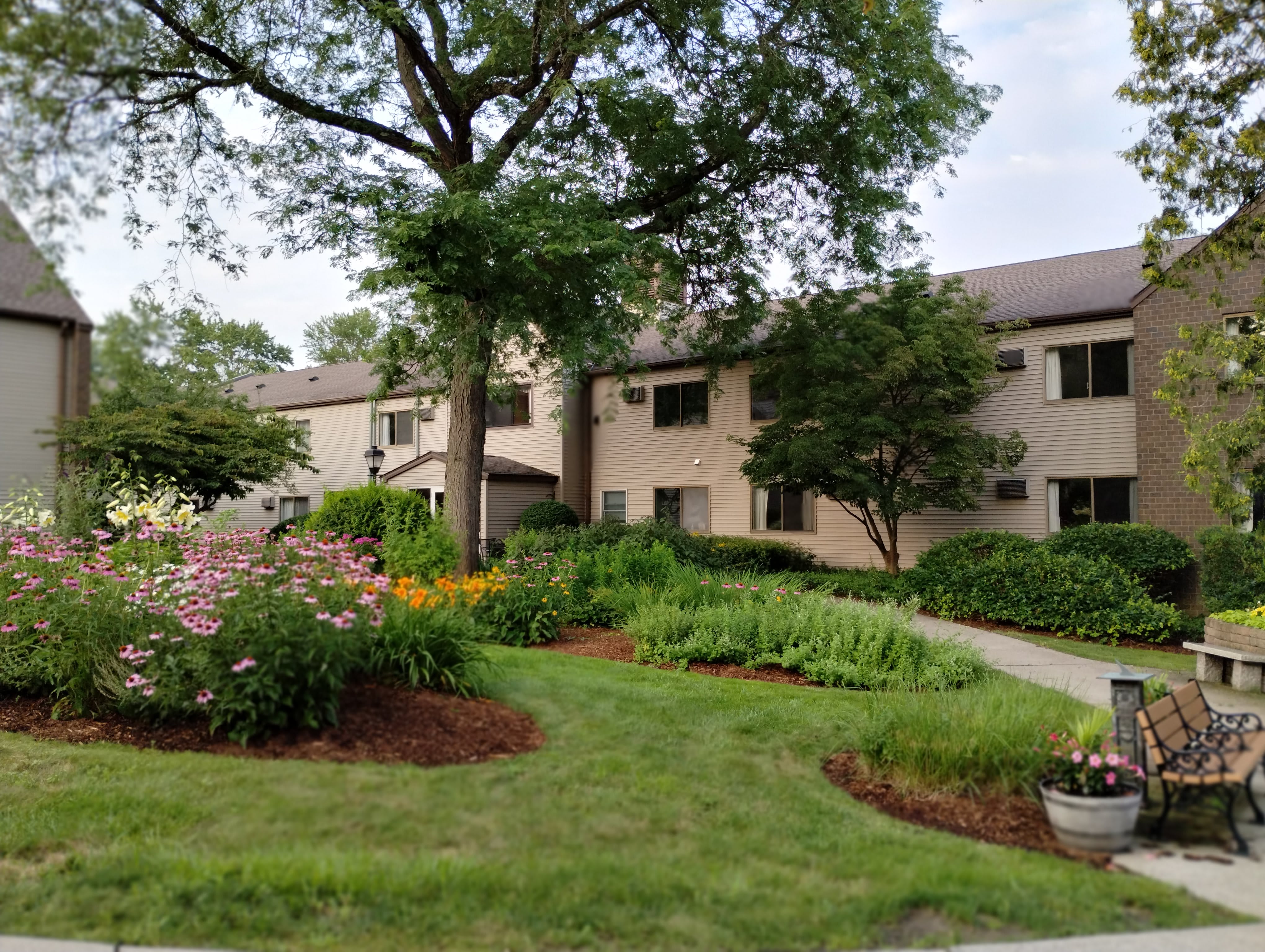 Southwick Village Assisted Living Southwick, MA 01077 30 Reviews