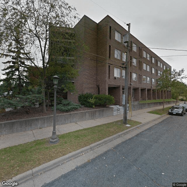 Dellwood Gardens Assisted Living & Memory Care St. Paul, MN 55106