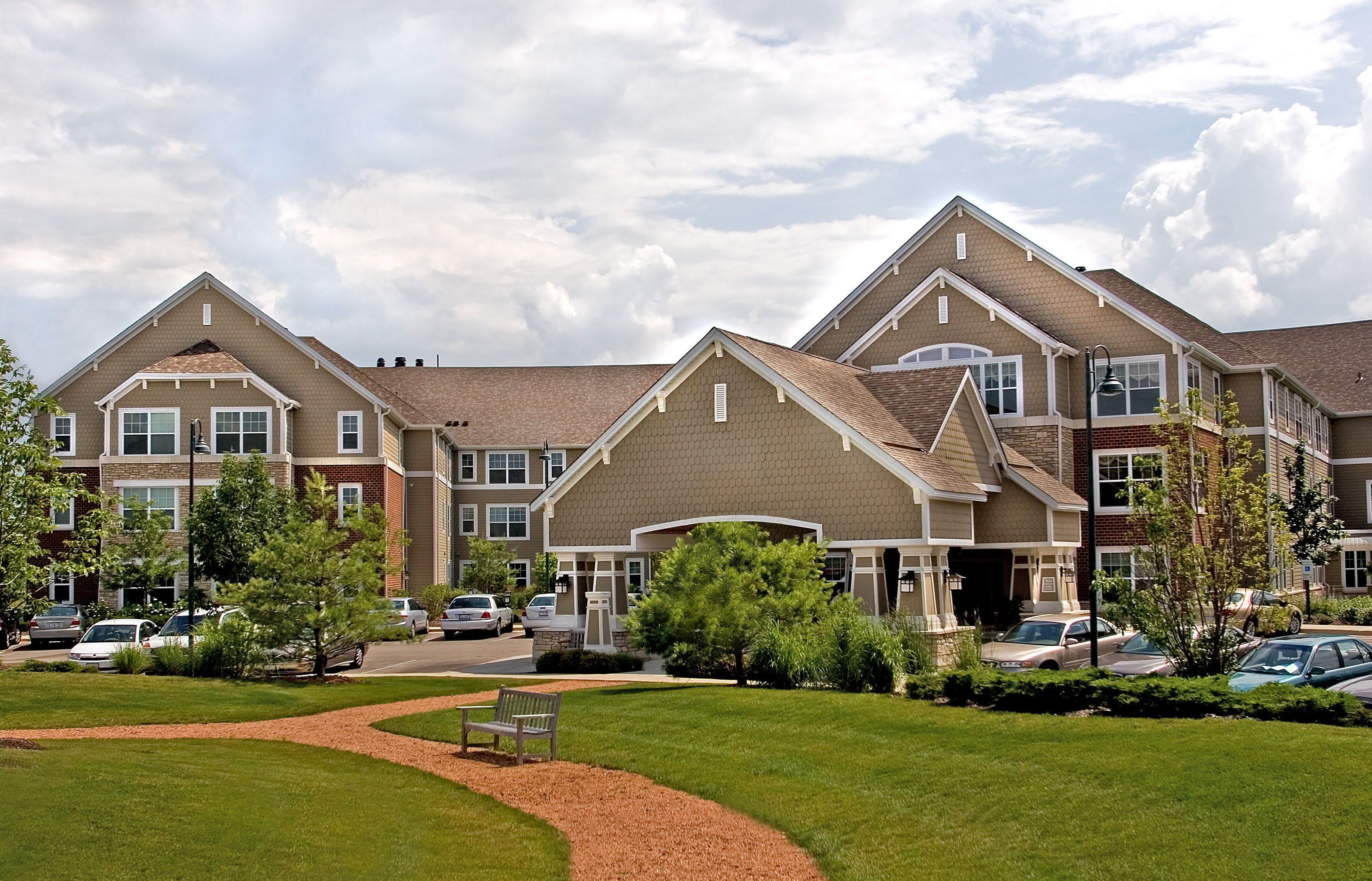 Chestnut Square at The Glen Independent Living Glenview, IL 60026