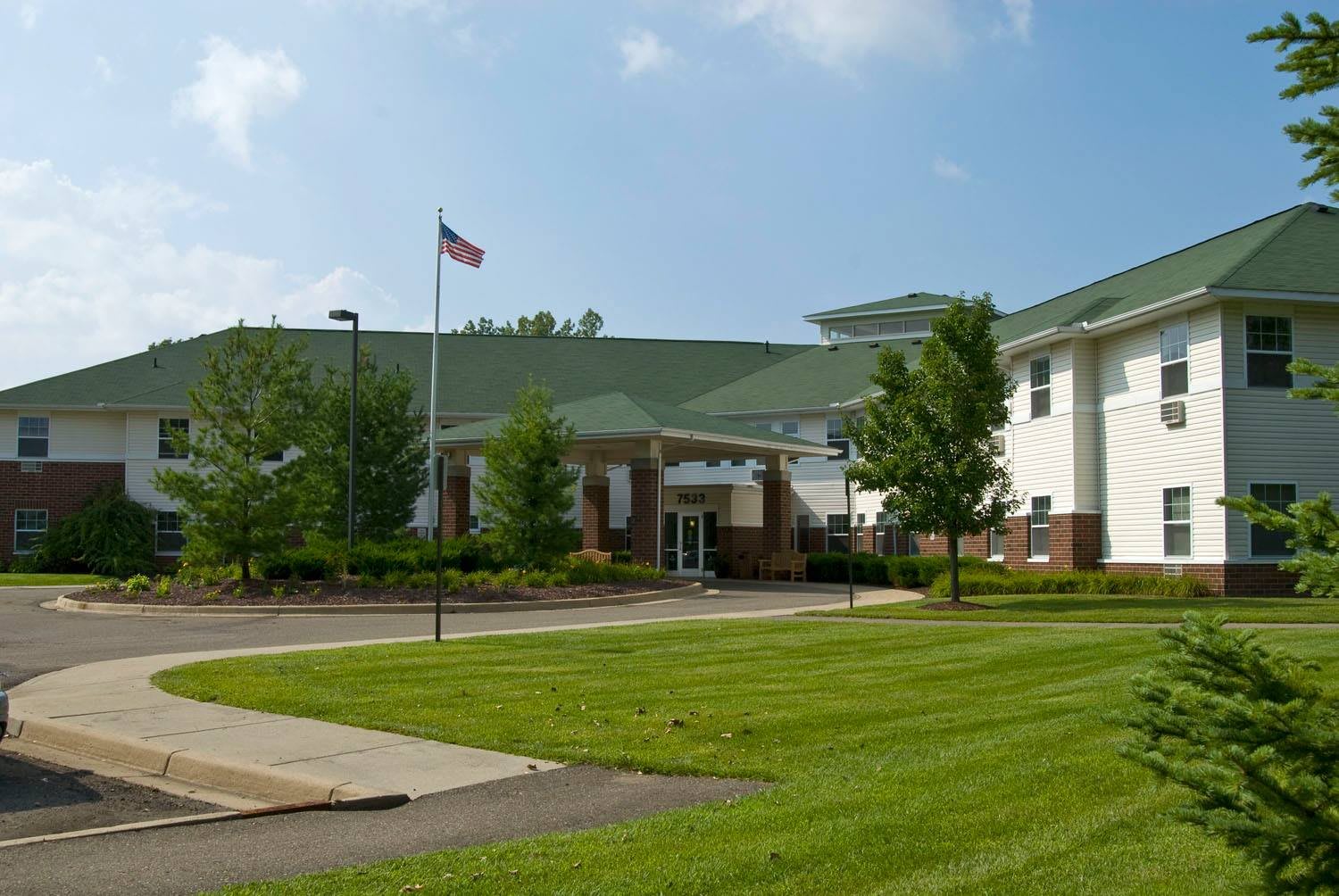 Woodland Village Assisted Living Brighton, MI 48114 9 reviews