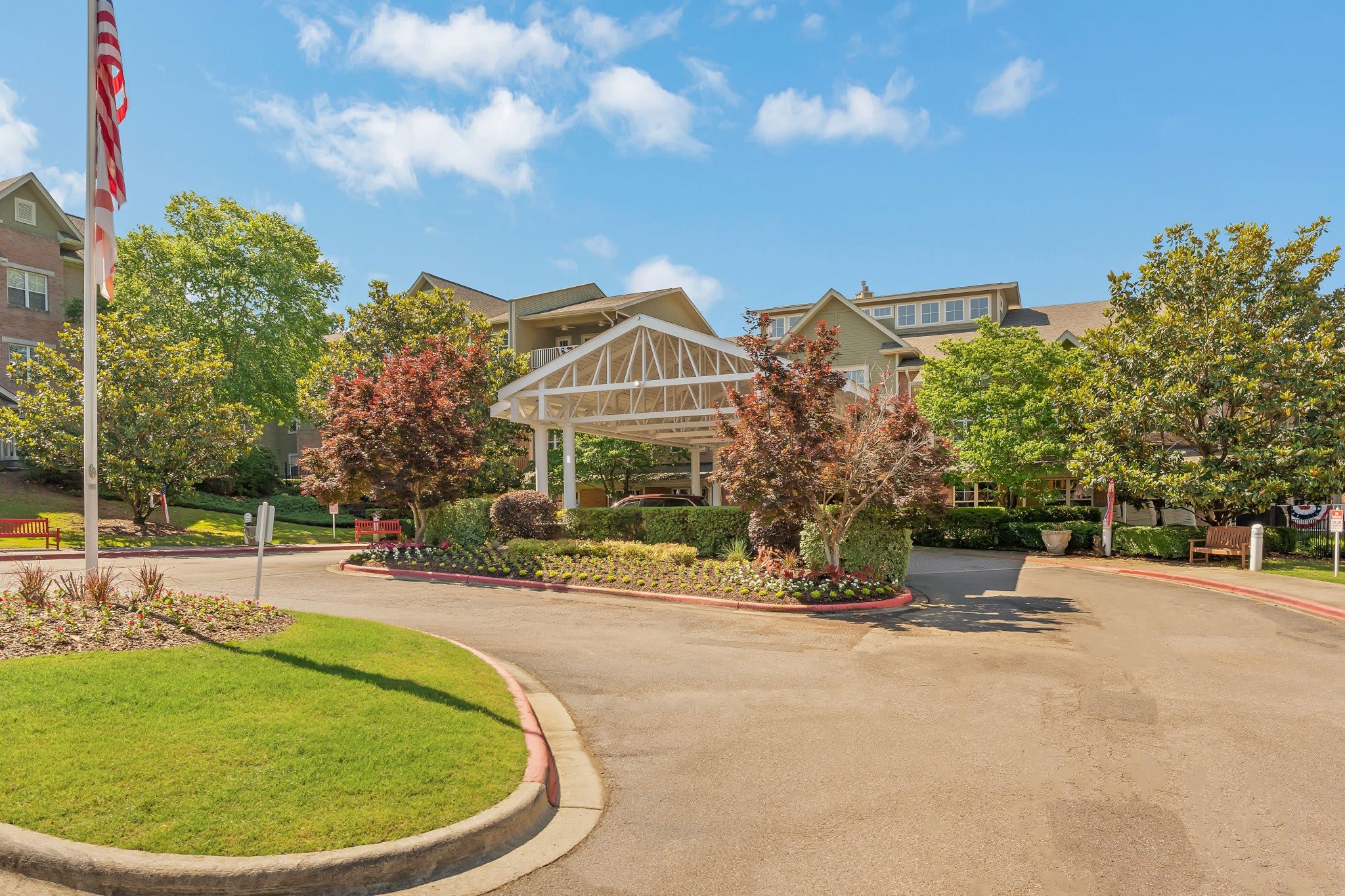 Town Village Vestavia Hills Independent Living Birmingham, AL 35243