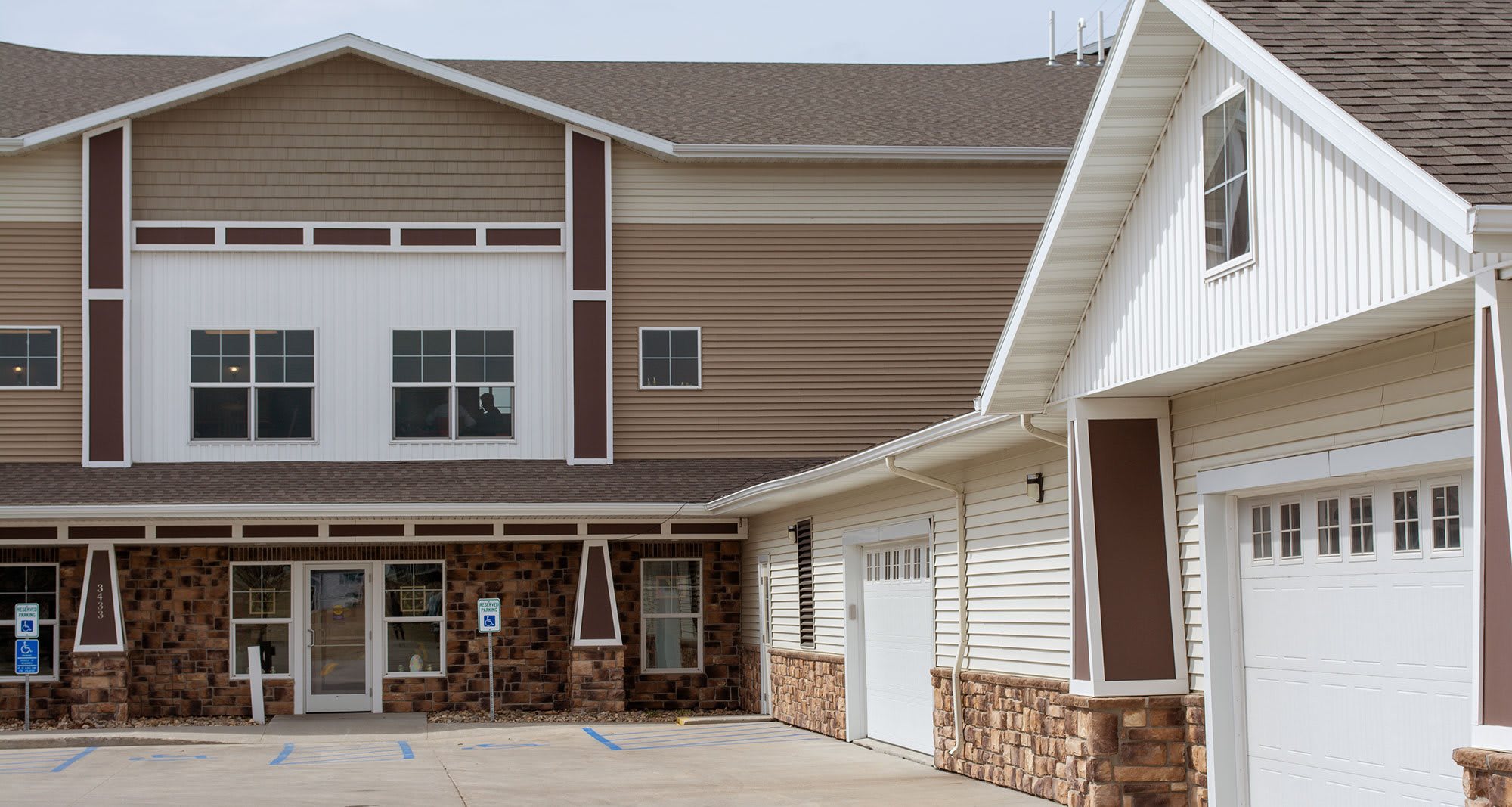 The Estates Moorhead Senior Apartments Moorhead, MN 56560 1 review