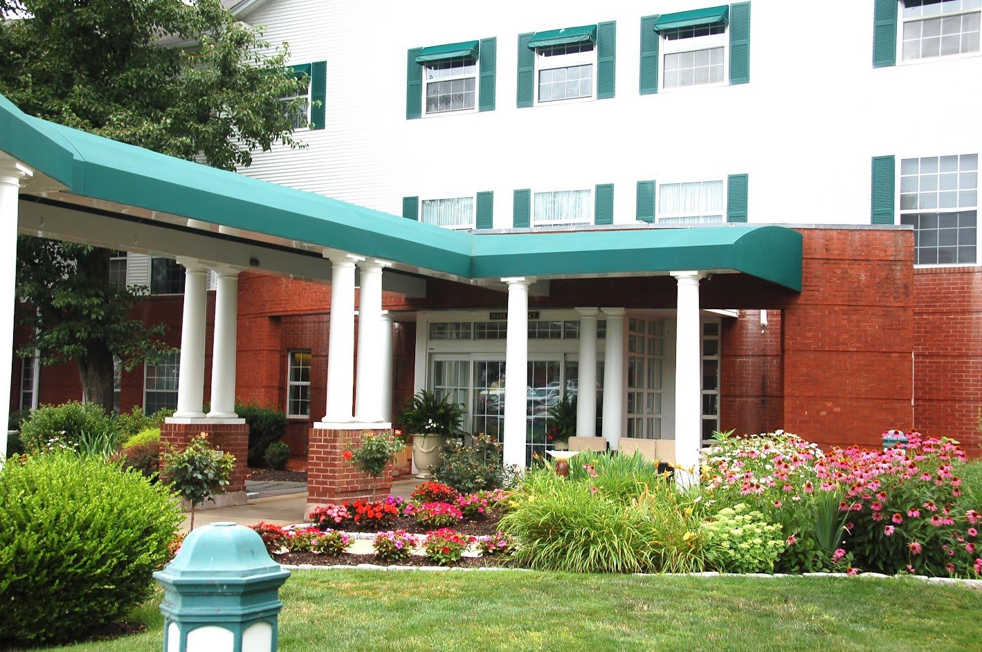 Arbors of Hop Brook Assisted Living Manchester, CT 06040 14 reviews