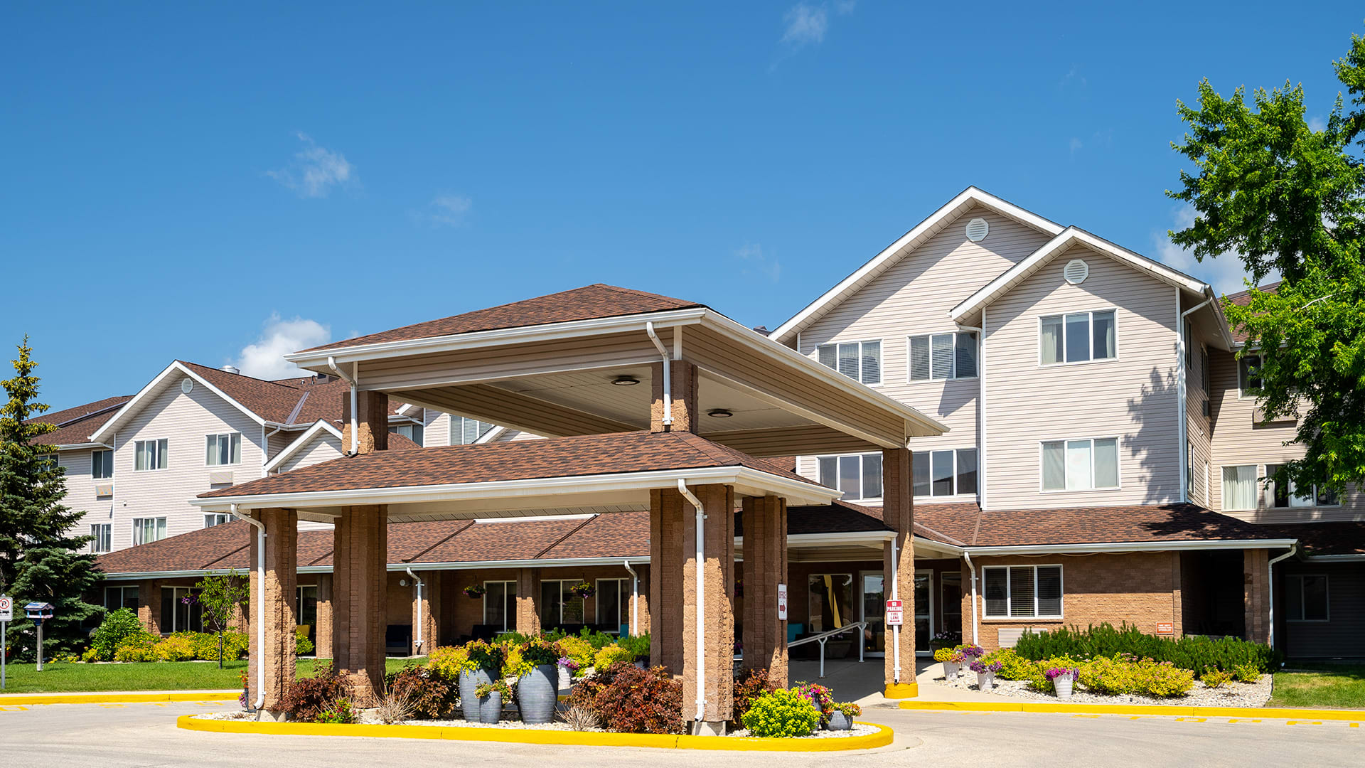 Amber Meadow Independent Living Winnipeg, MB R2P2X5 22 reviews