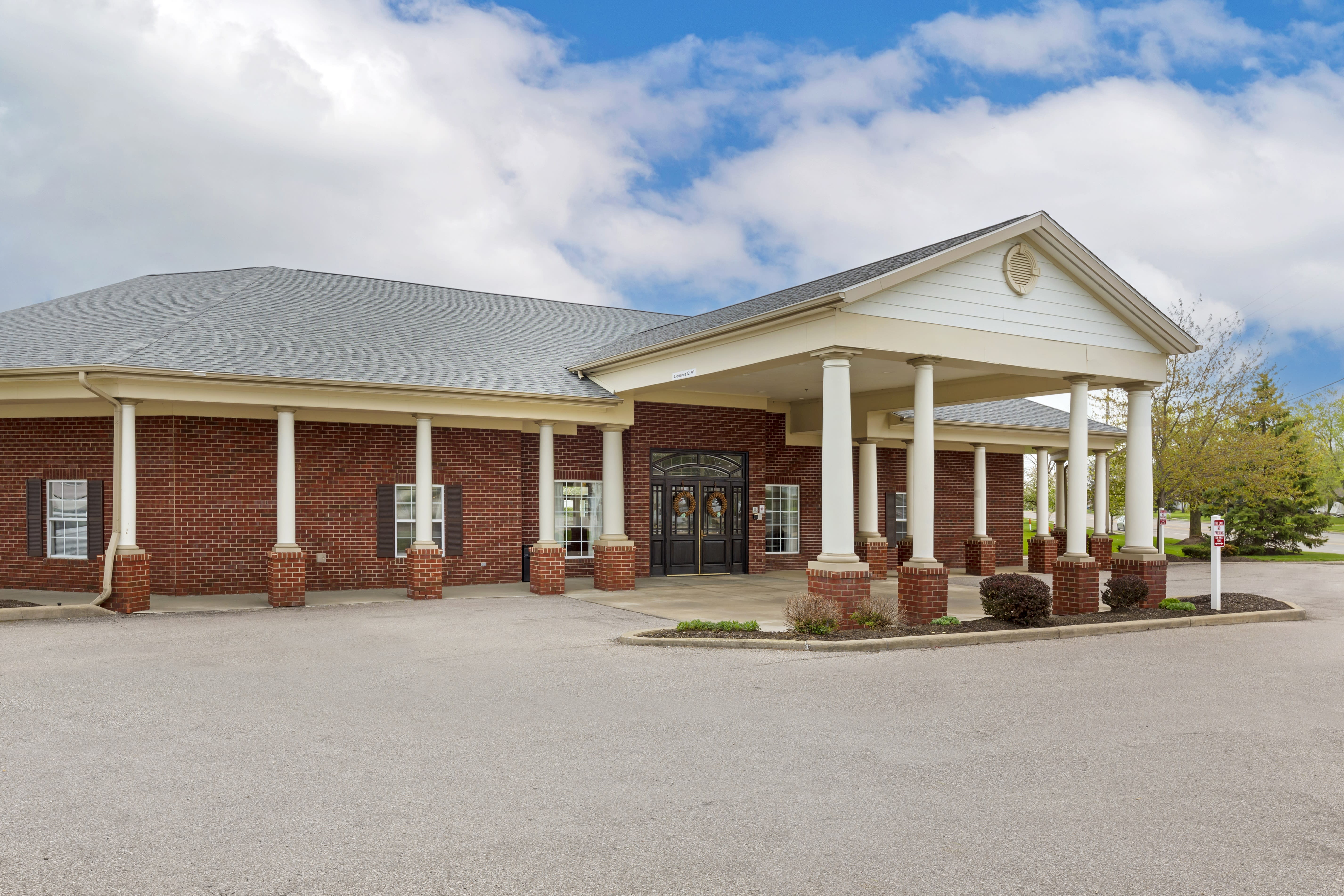 Lorain Estates Senior Living a Sinceri Community Assisted Living