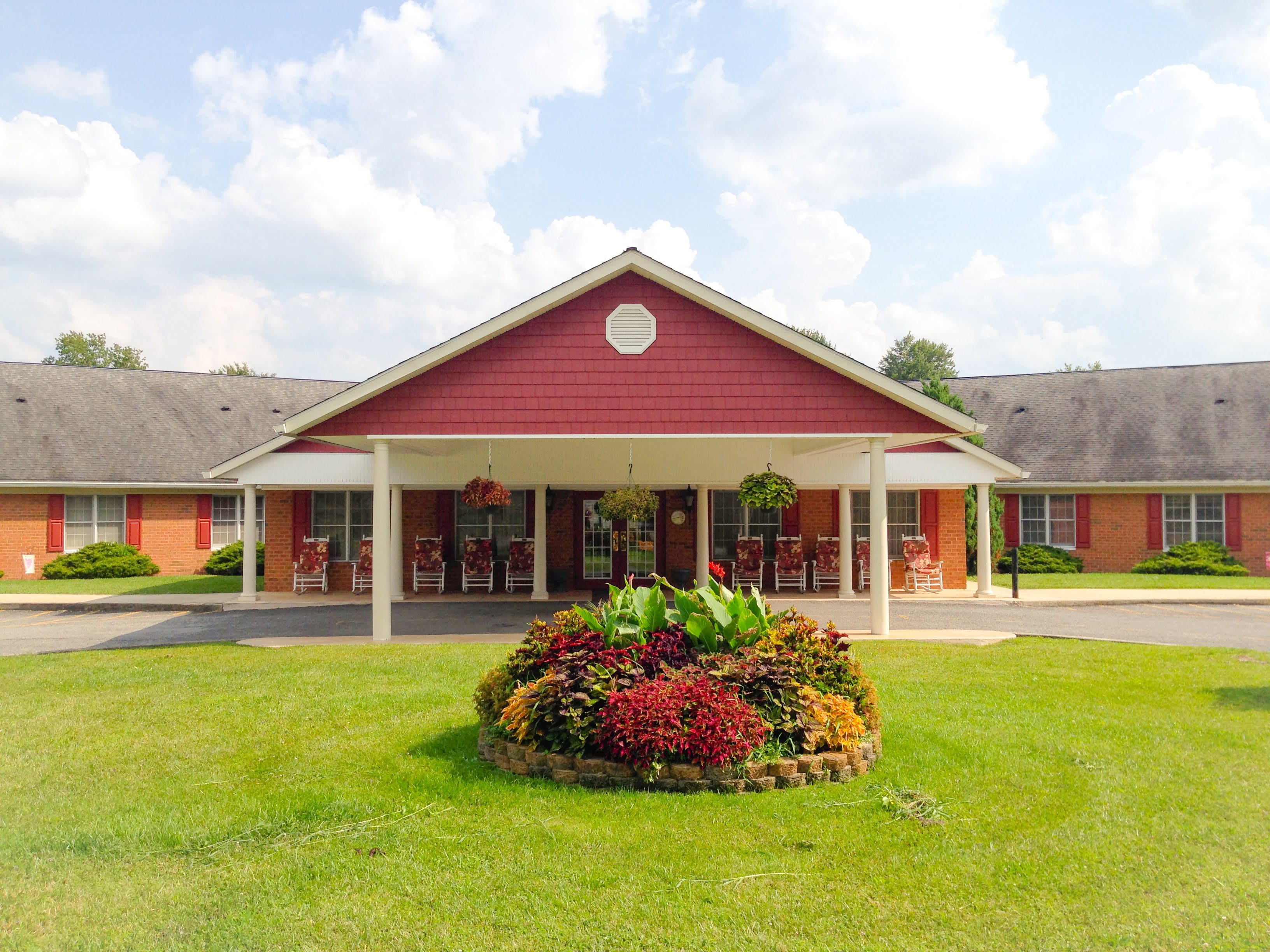 Colonial Place Assisted Living & Memory Care Elkins, WV 26241 9 reviews