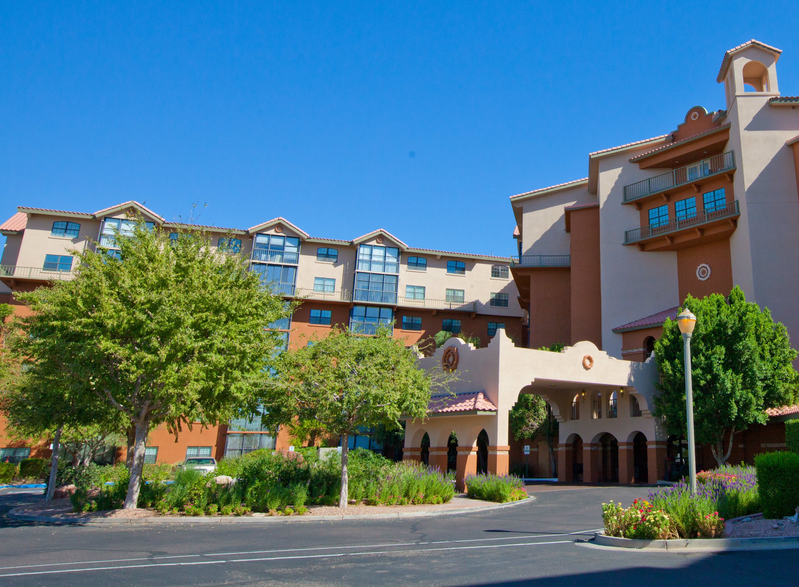 Freedom Plaza Peoria Campus Independent Living Peoria, AZ 85381