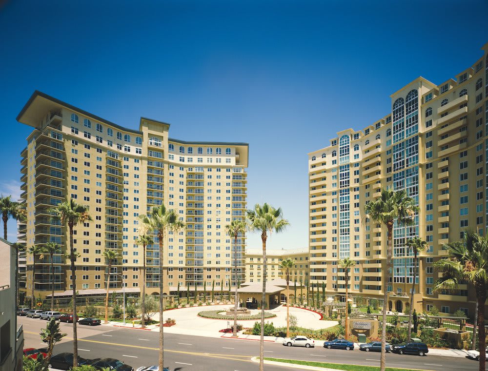 Vi at La Jolla Village, a CCRC Independent Living San Diego, CA