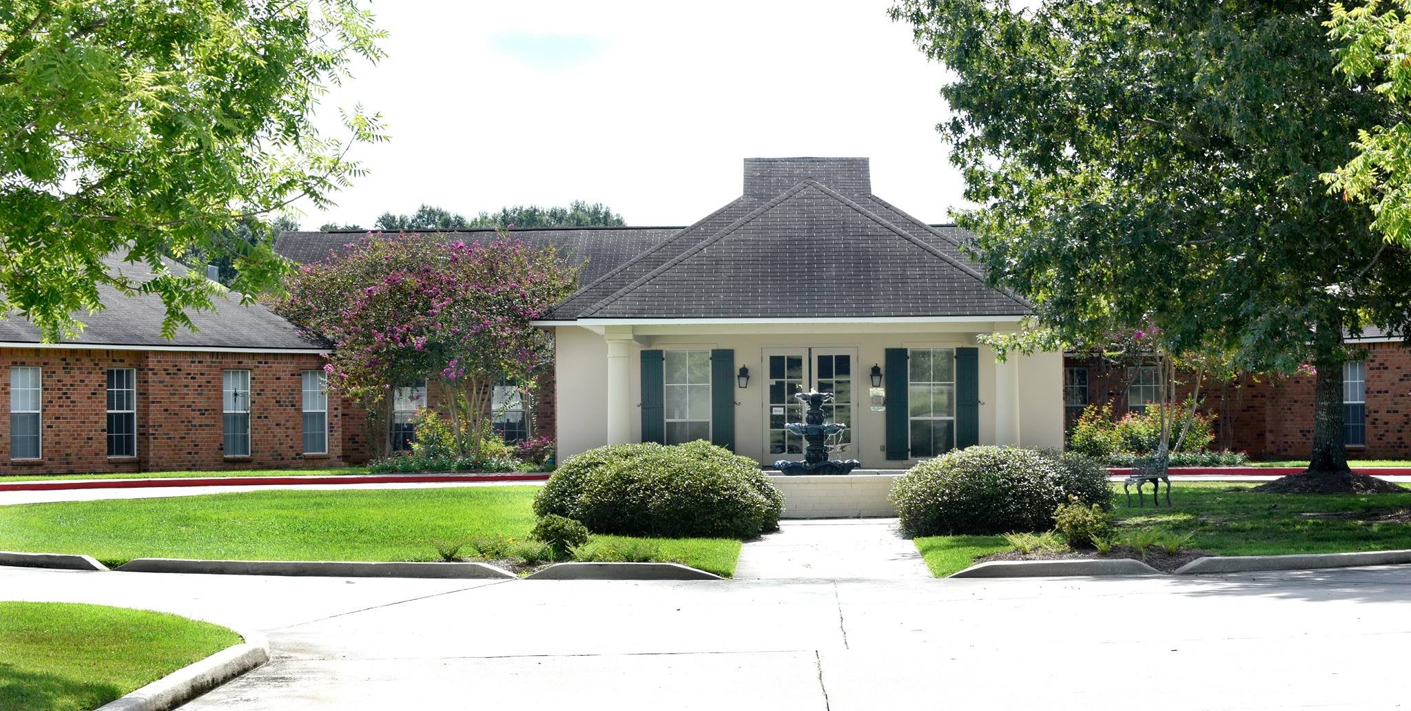 Oakwood Village Assisted Living Zachary, LA 70791 3 reviews