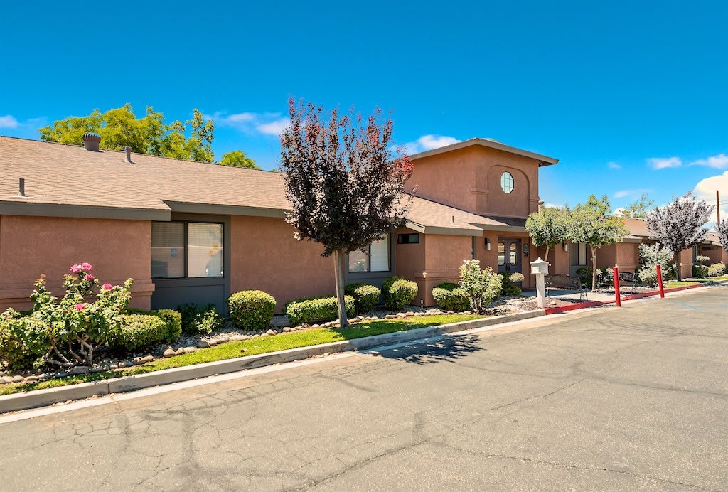 Valley Crest Memory Care Apple Valley, CA 92307 87 reviews