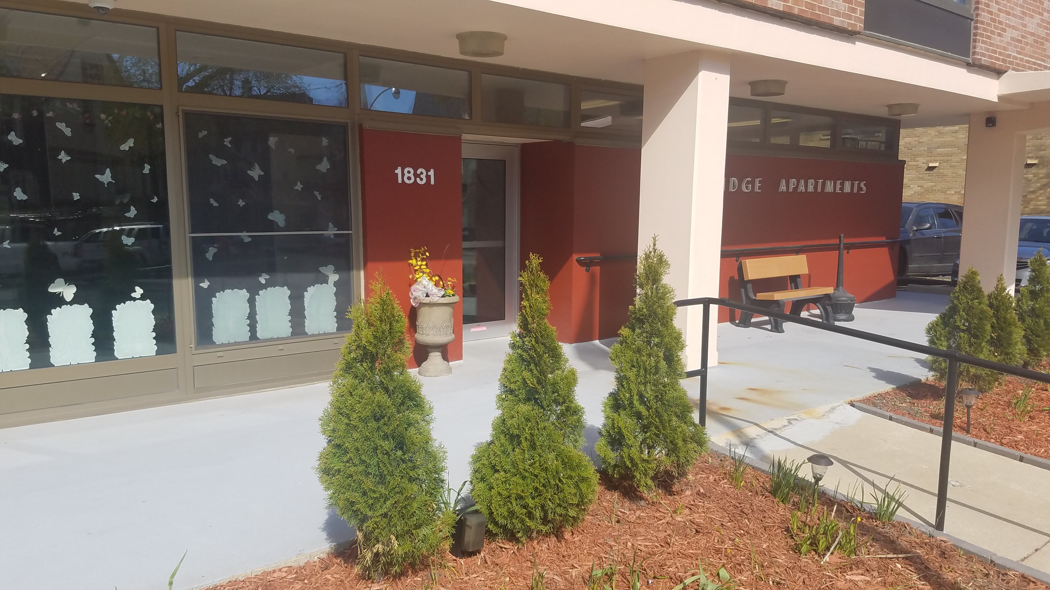 Cambridge Apartments Senior Apartments Milwaukee, WI 53202 1 review