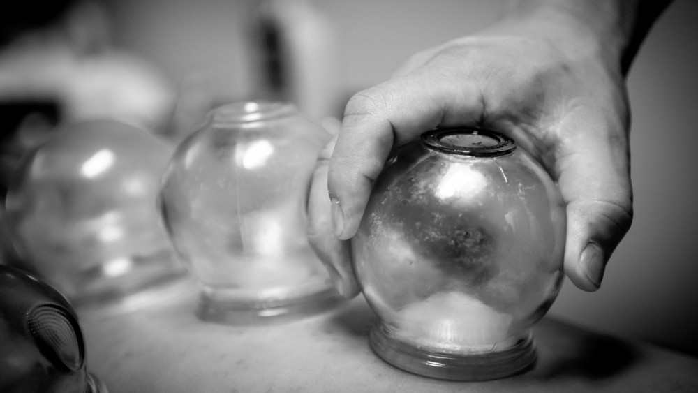 A+ Health Reflexology Center 건강발지압, 발지압, 마사지, Foot Massage