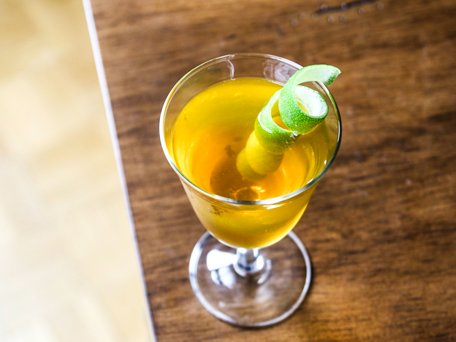 How to Make Saffron Cocktails Without Spending All Your Money on