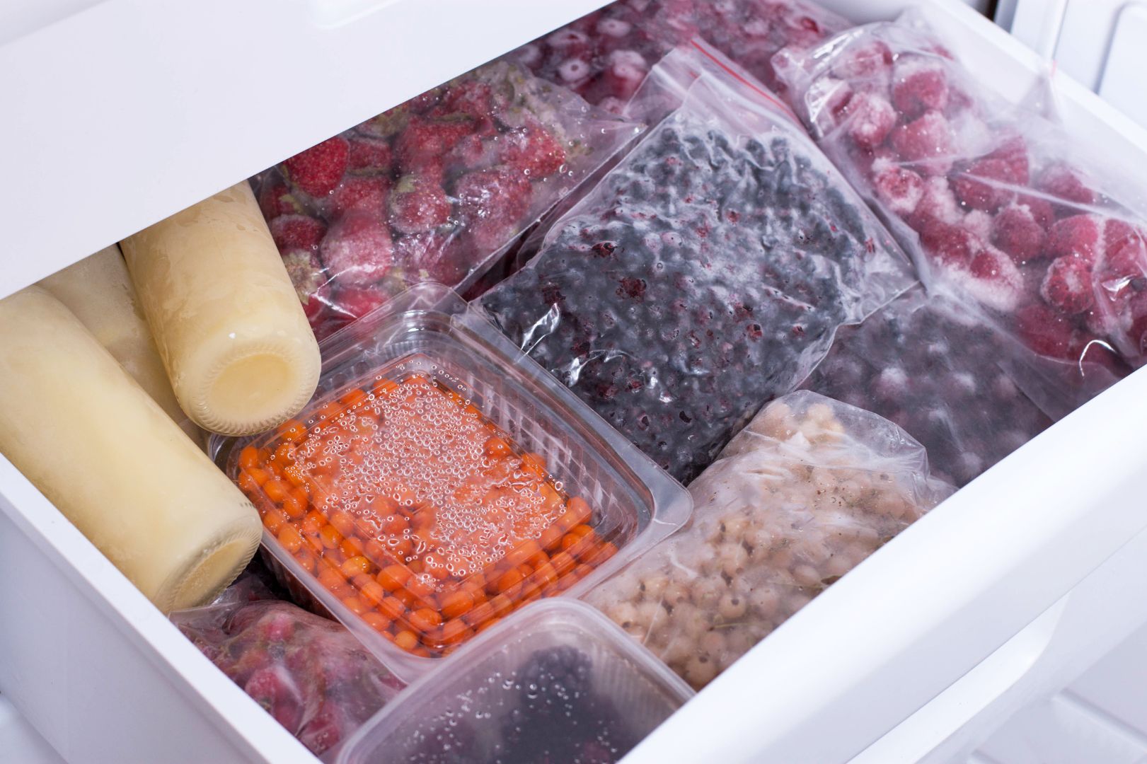How to replace an LG or Kenmore freezer drawer rail assembly