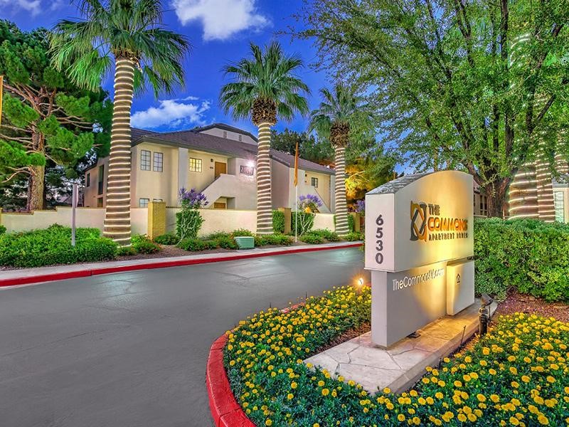 PROPERTY HIGHLIGHT THE COMMONS APARTMENTS IN HENDERSON, NV Apts Nevada