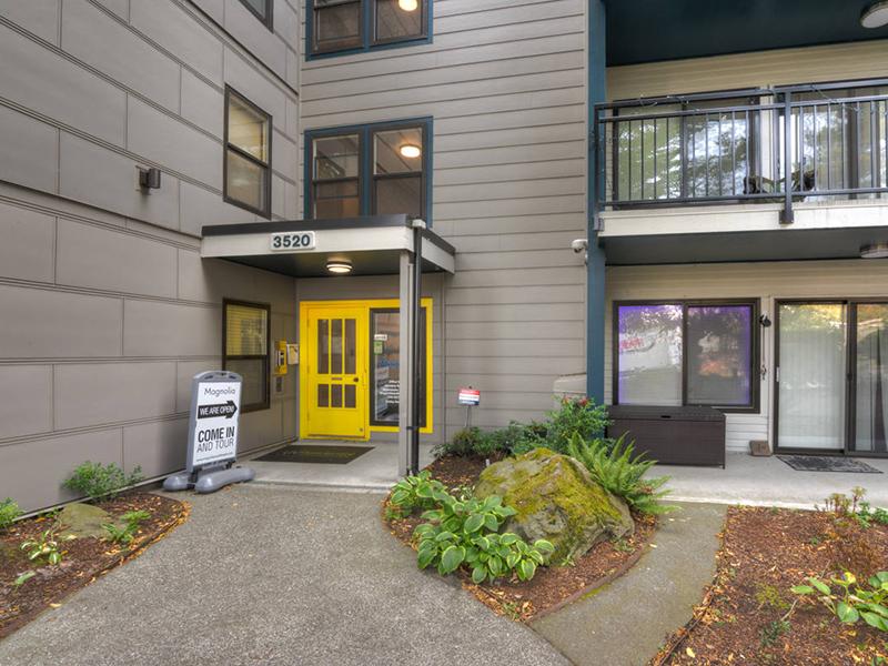 PROPERTY HIGHLIGHT MAGNOLIA APARTMENTS IN SEATTLE, WA Apts Seattle