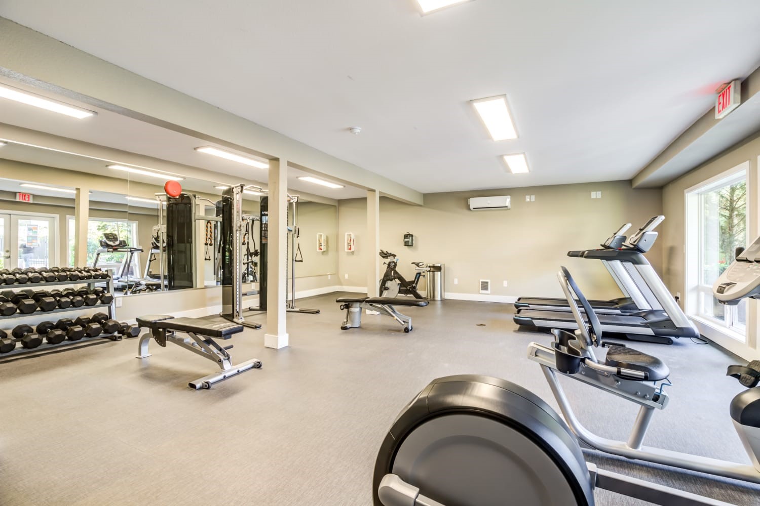 PROPERTY HIGHLIGHT EDGEWOOD PARK APARTMENTS IN BELLEVUE, WA Apts Seattle