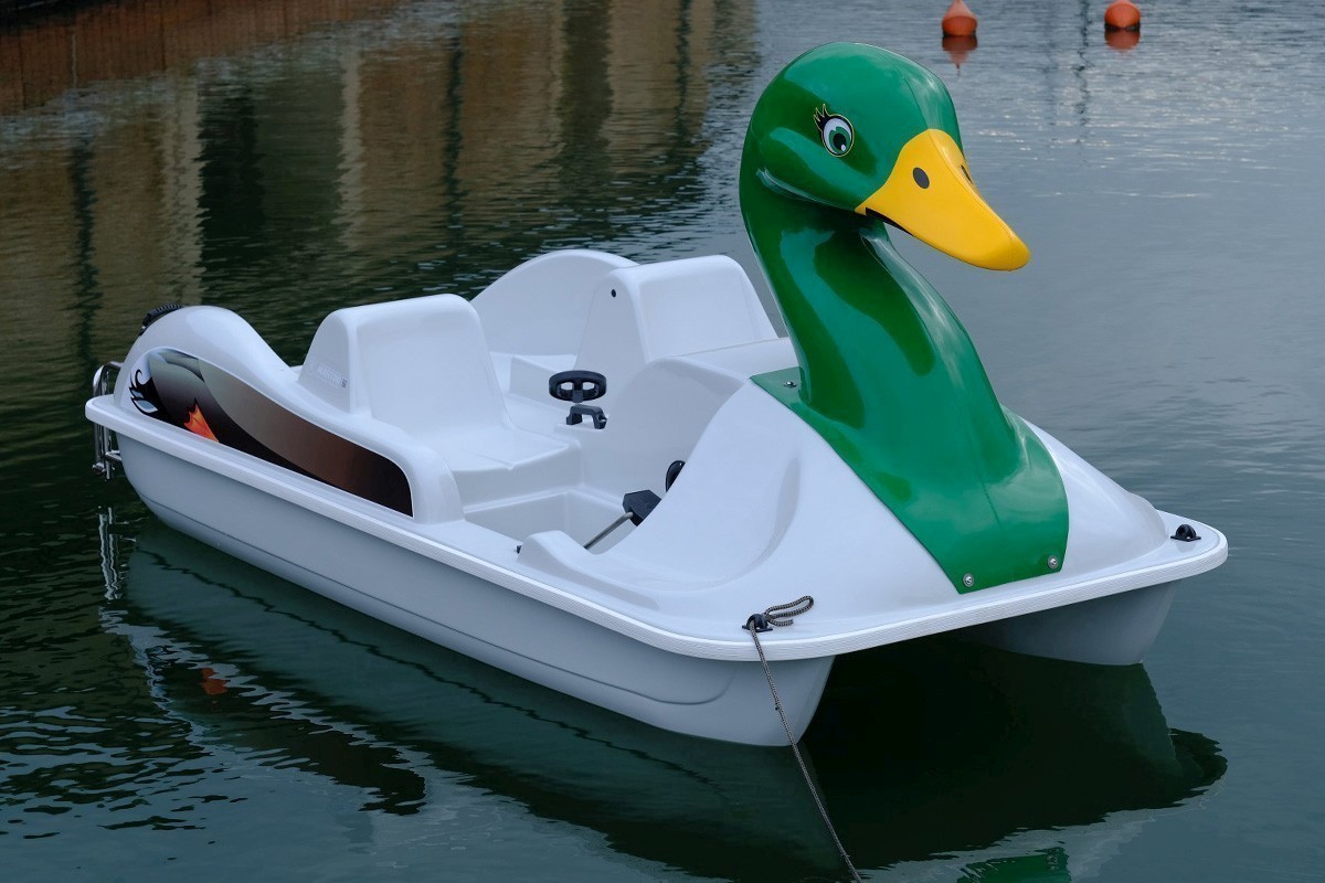 SUNNY DUCK PEDAL BOAT MARTINI