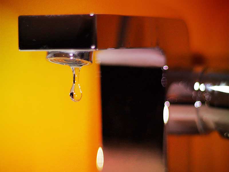 Why is the Water softener leaking from the overflow? AquaHow