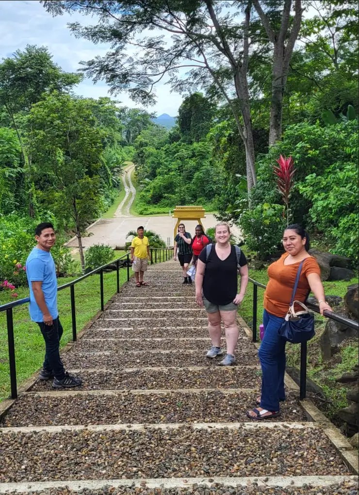 Recent DPT Grads Return From International Experience in Belize