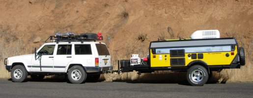 Fleetwood Trailer Front bed support design