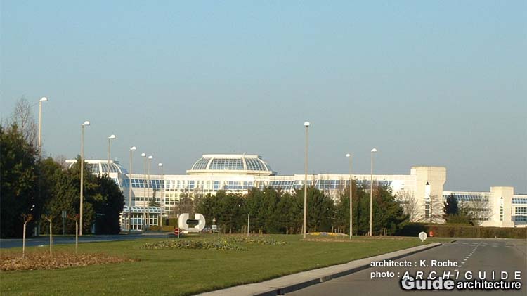 architecture dans la Ville Nouvelle de SAINT QUENTIN EN YVELINES (ARCHIGUIDE)