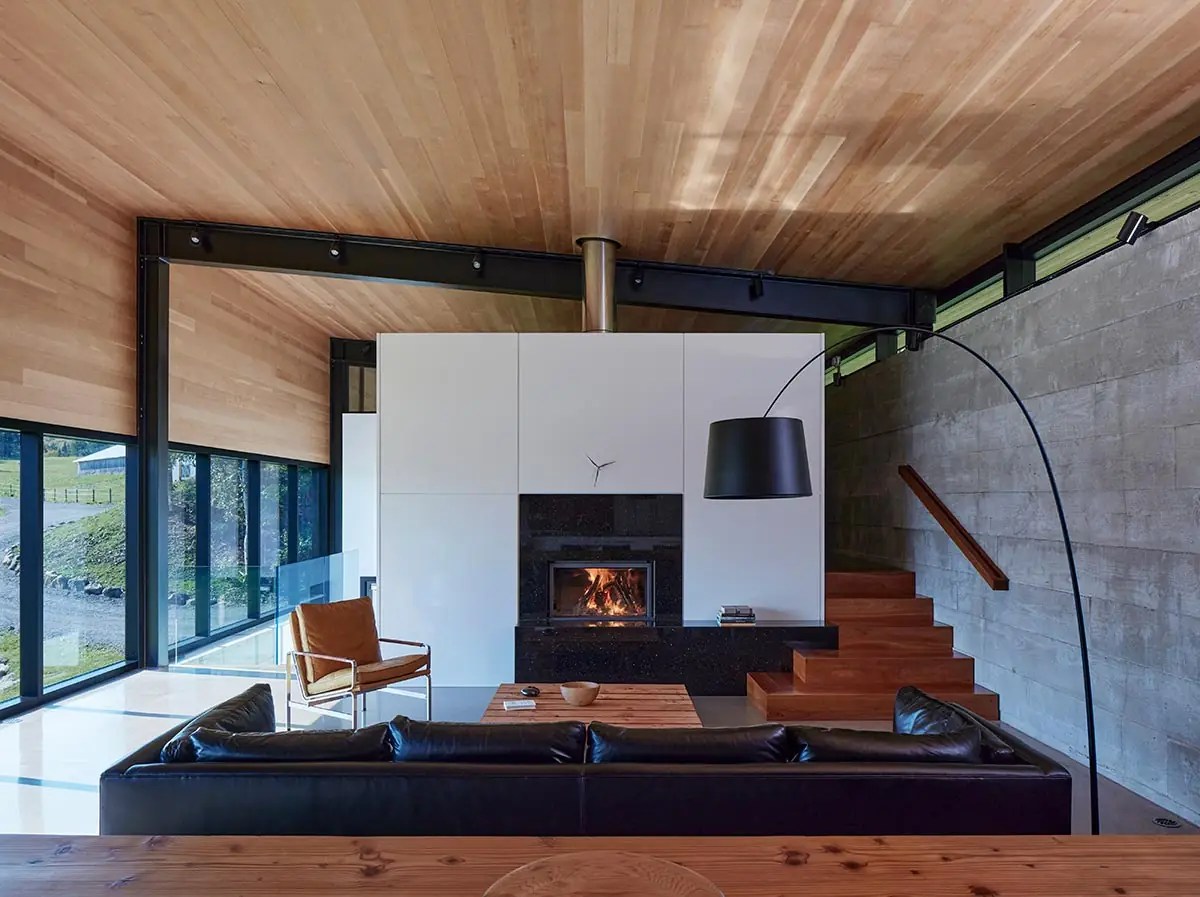 House of the Month MacKayLyons Sweetapple's Burge House Is an Essay