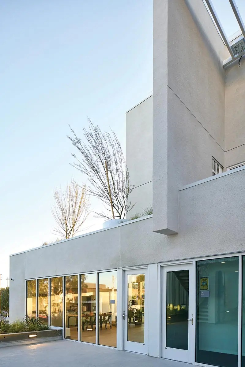 Brooks + Scarpa Brings Dignified Design to Apartments in L.A