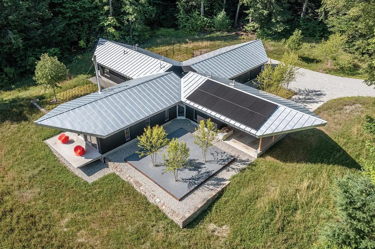 A Vermont Mountain House by McLeod Kredell Architects Speaks to its