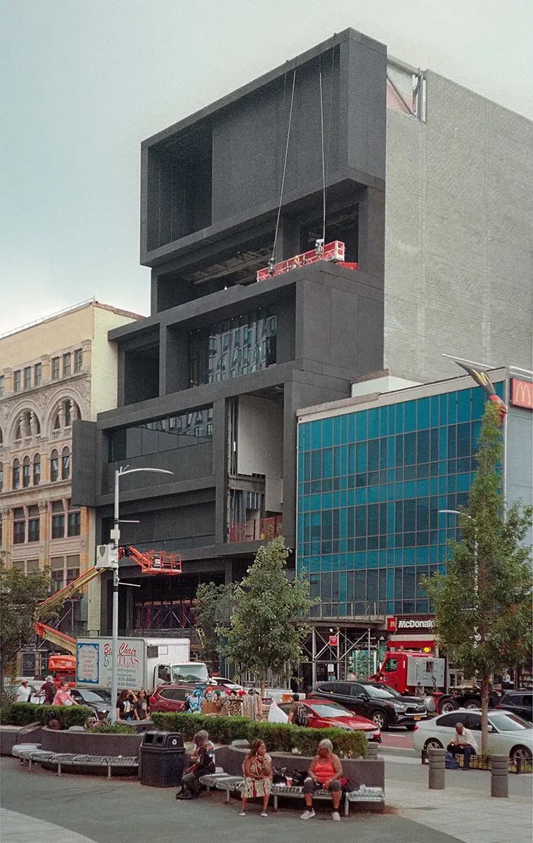 Sans Spectacle The Studio Museum in Harlem Confronts its New Future