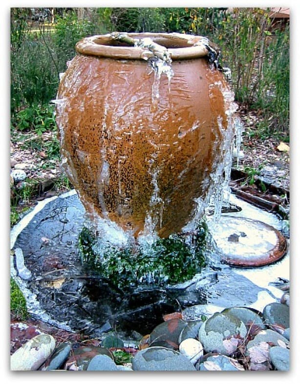 23 Astonishing DIY Garden Fountain Tutorials