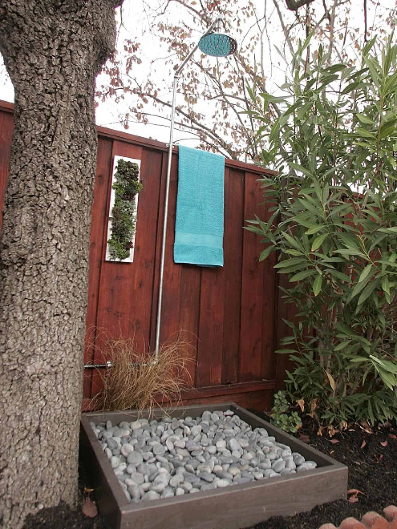 16 Really Amazing Ways To Set Up Outdoor Shower