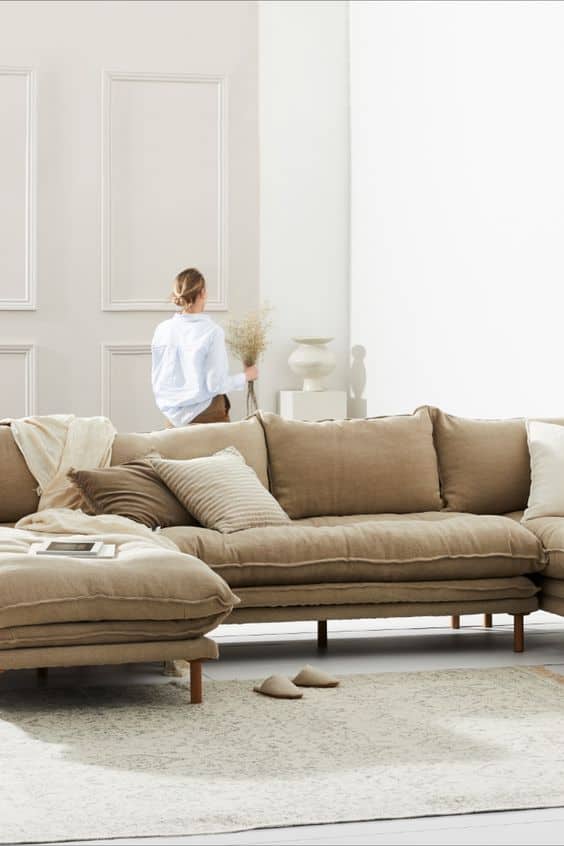 A Comprehensive Linen Sofa Guide for the Modern Home