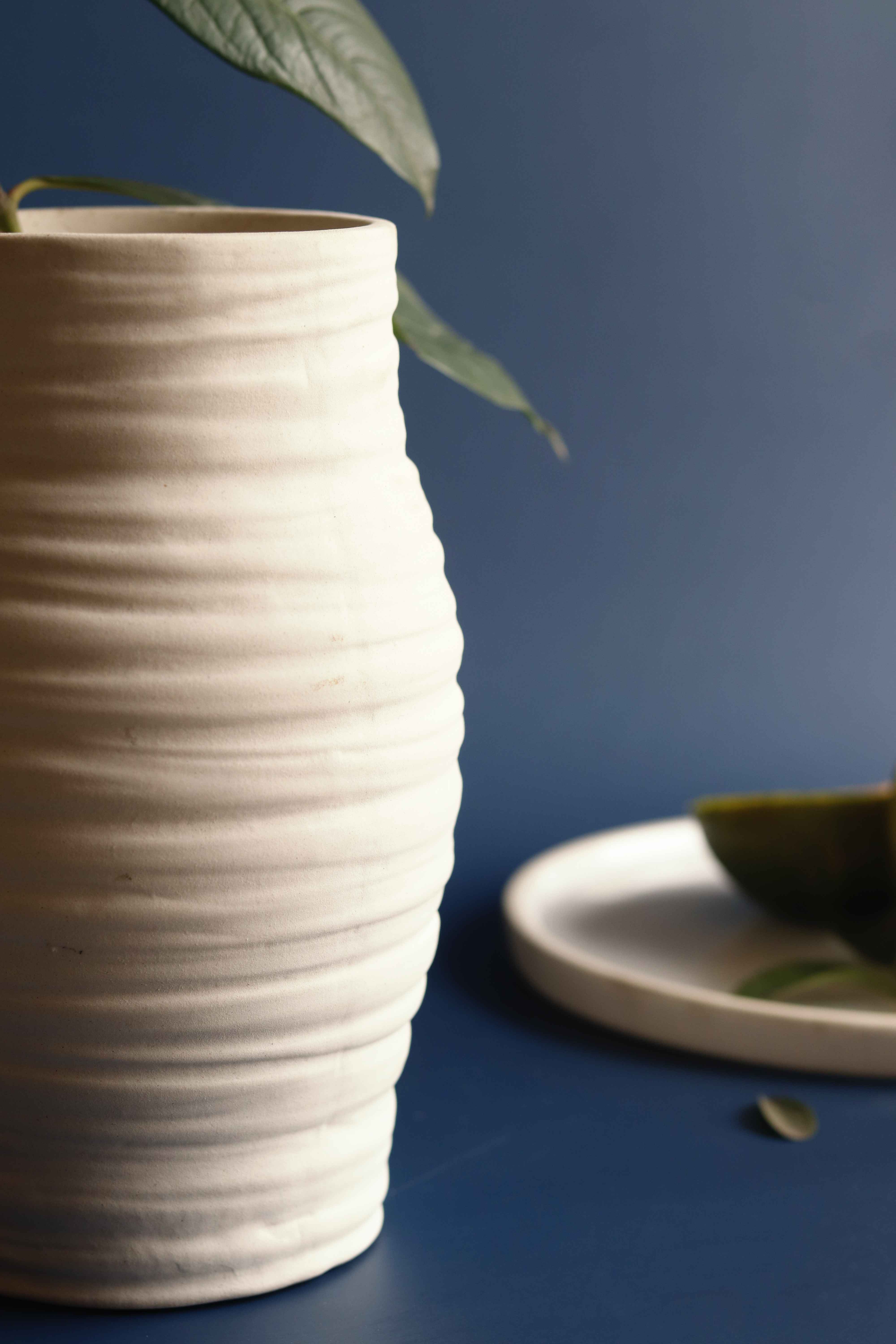 VINTAGE AMBER GLASS VASE