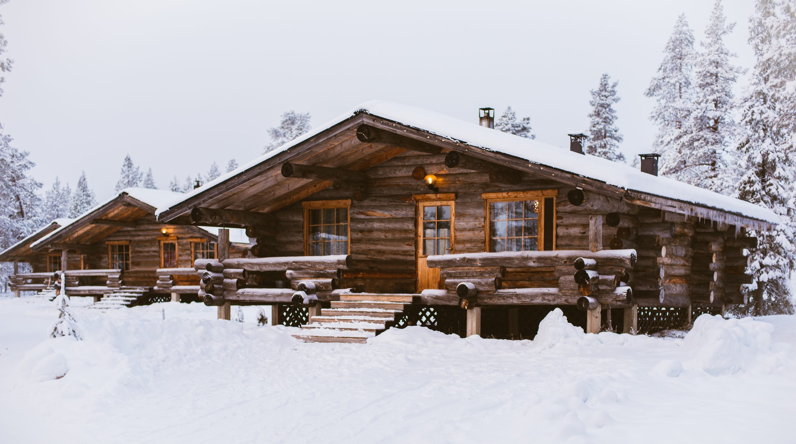 Arctic Log Cabins kelomökit Arctic log cabins