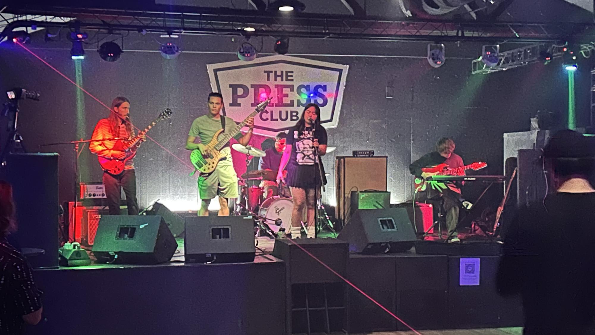 Review ARC’s Analog Banana Perform at The Press Club The American