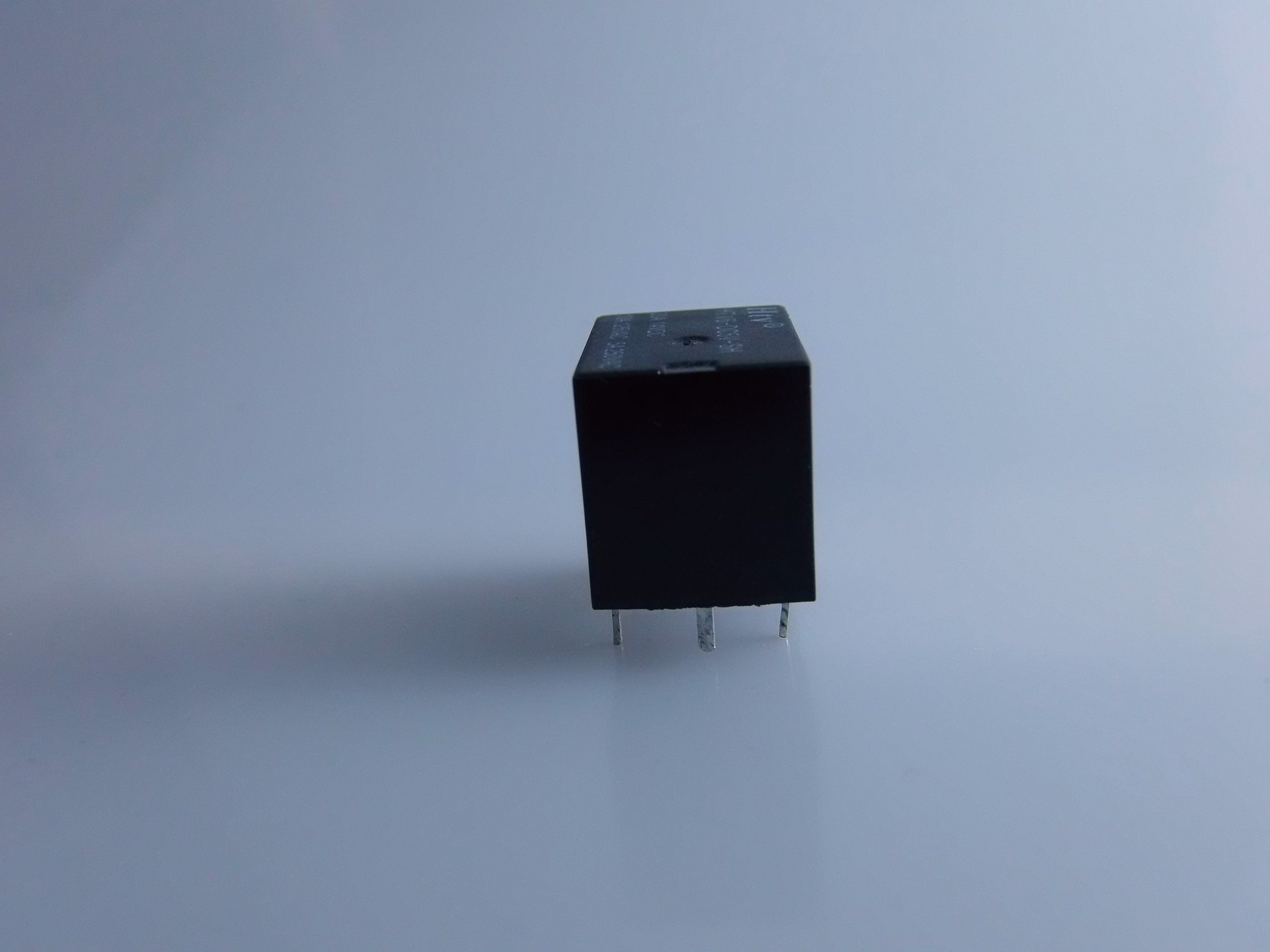 HTV6-DC5V-SH Relè Arduino HTV6-DC5V-SH Relè Arduino