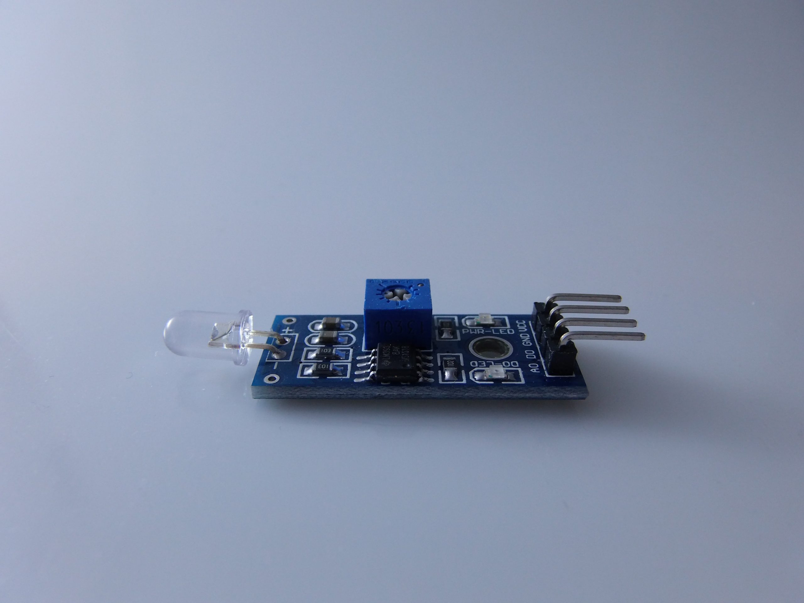 PhotoDiodo Sensore brightness Sensore photosensitive Sensore smart car Sensore Modulo per Arduino PhotoDiodo Sensore brightness Sensore photosensitive Sensore smart car Sensore Modulo per Arduino