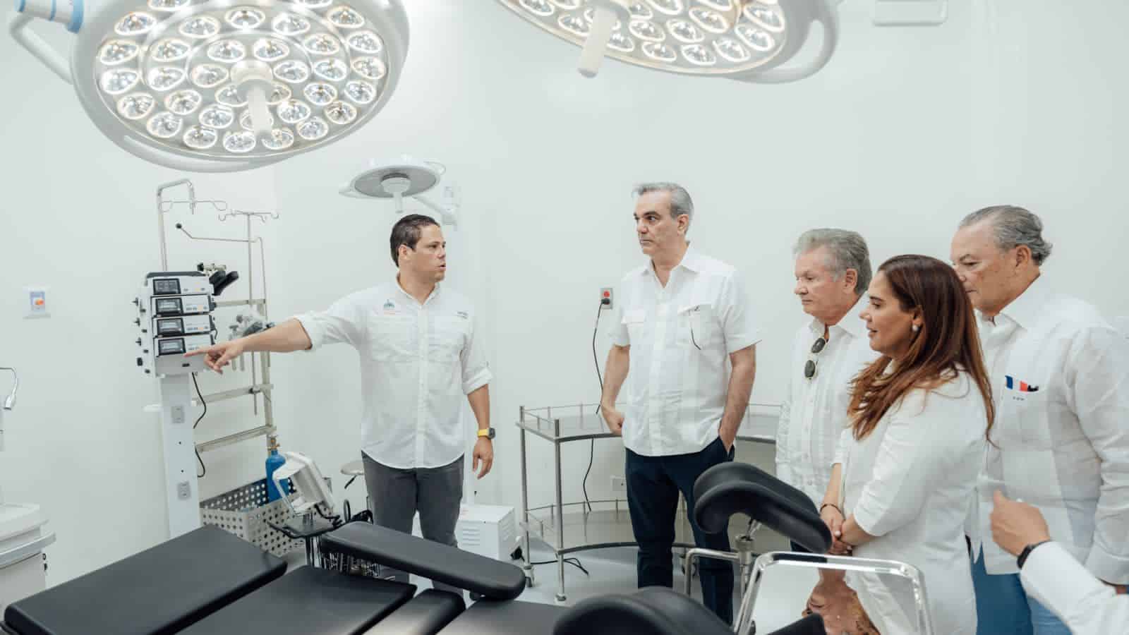 Gobierno inaugura hospital en VerónPunta Cana por 965 millones de