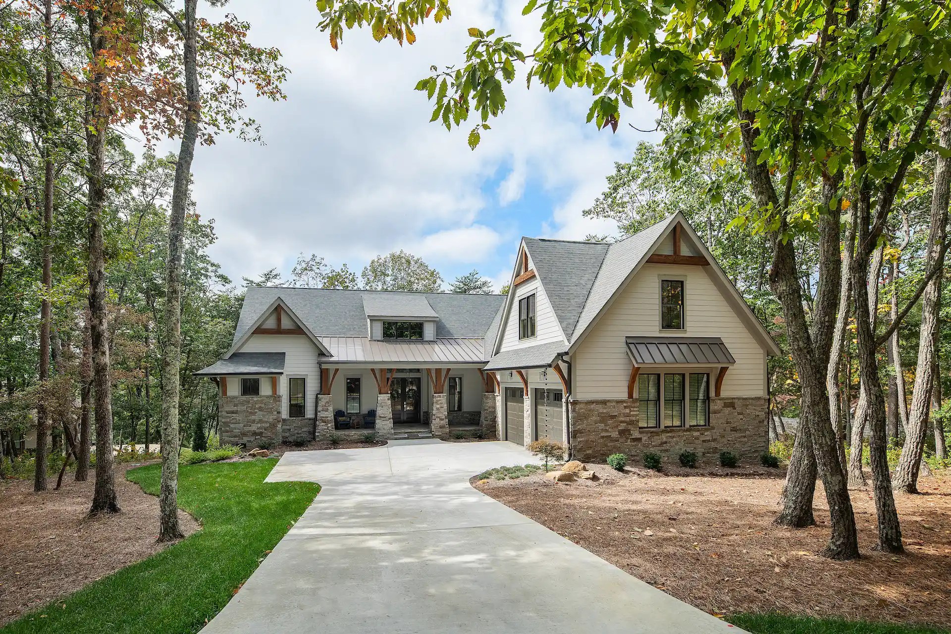 McLemore Custom Home Builder AR Homes®