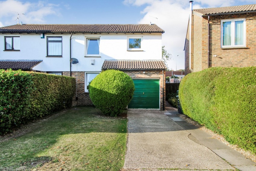 Calcot, Reading, Berkshire, 4 bedroom, SemiDetached House