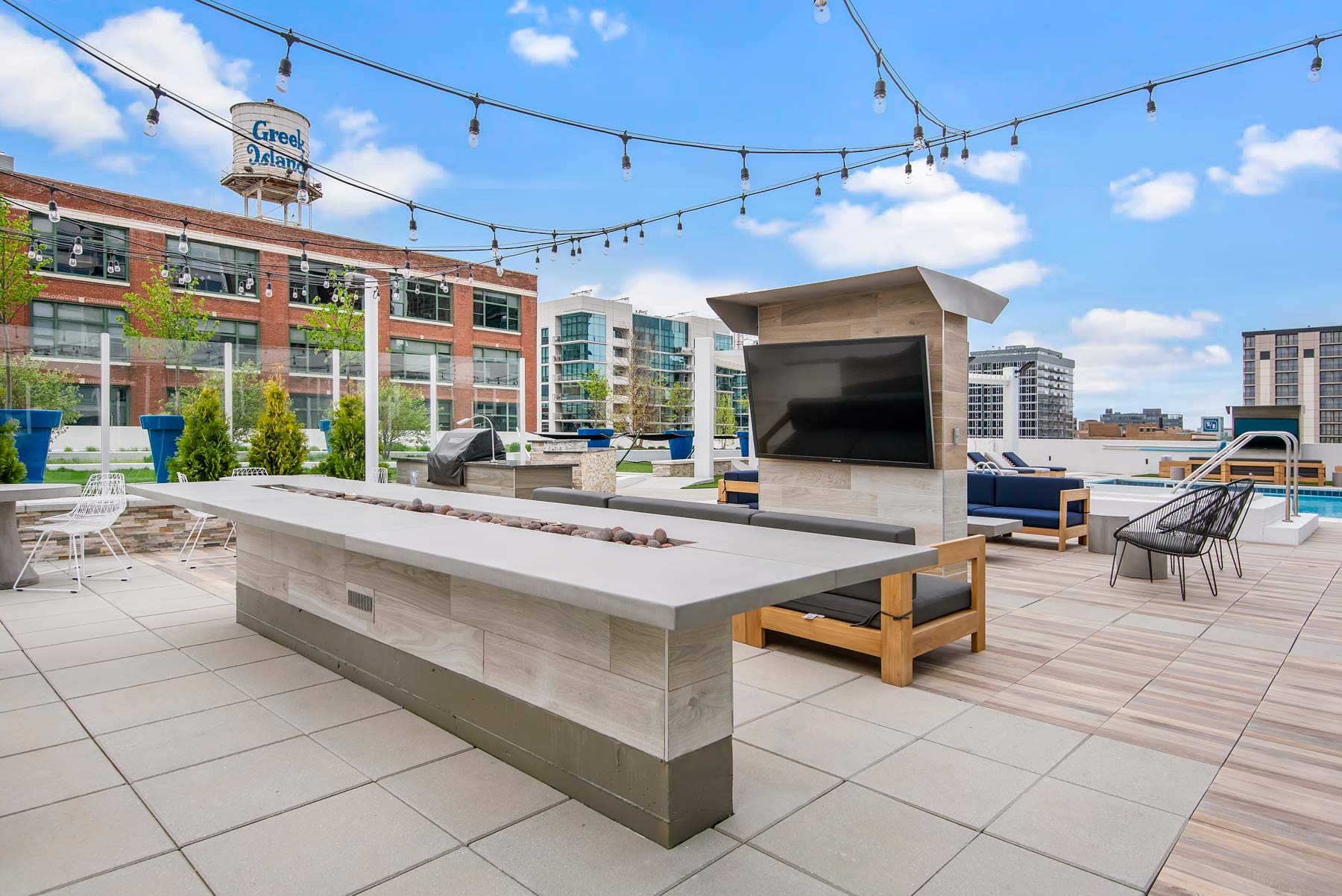 Arkadia West Loop Studio, 1, 2 & 3 Bedroom Chicago Apartments