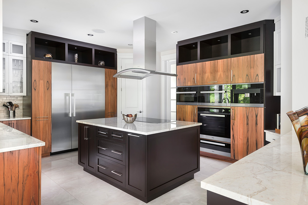 Armoires de cuisine contemporaines Couleurs Complémentaires Laval