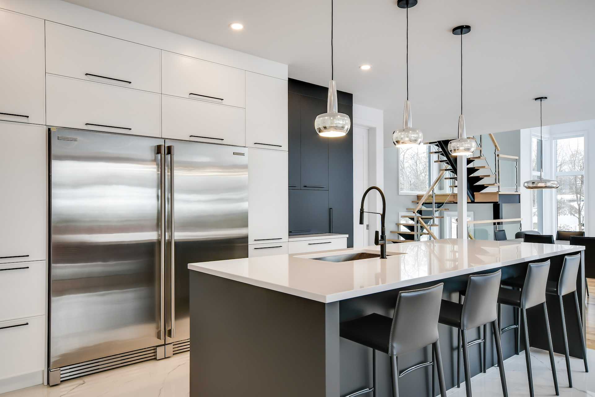 Cuisine contemporaine épurée et invitante Armodec Laval Montréal