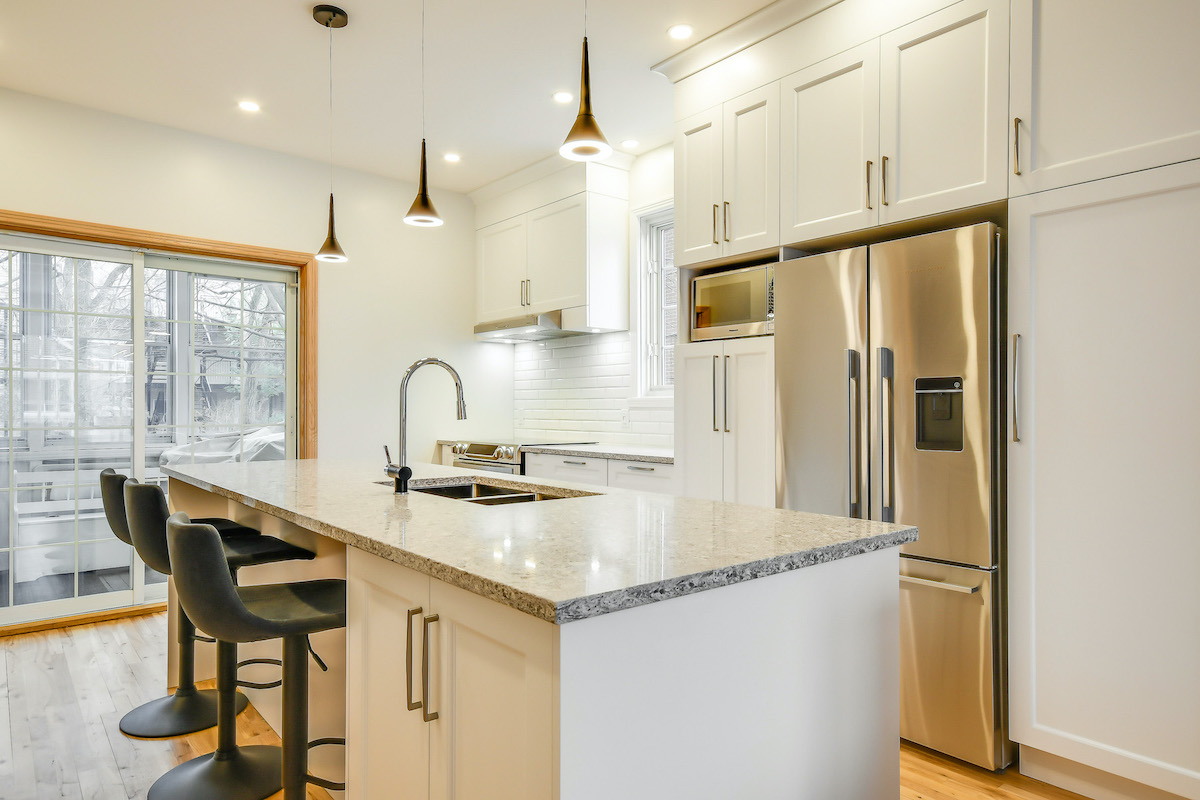 Cuisine classique satinée Armodec Laval Montréal