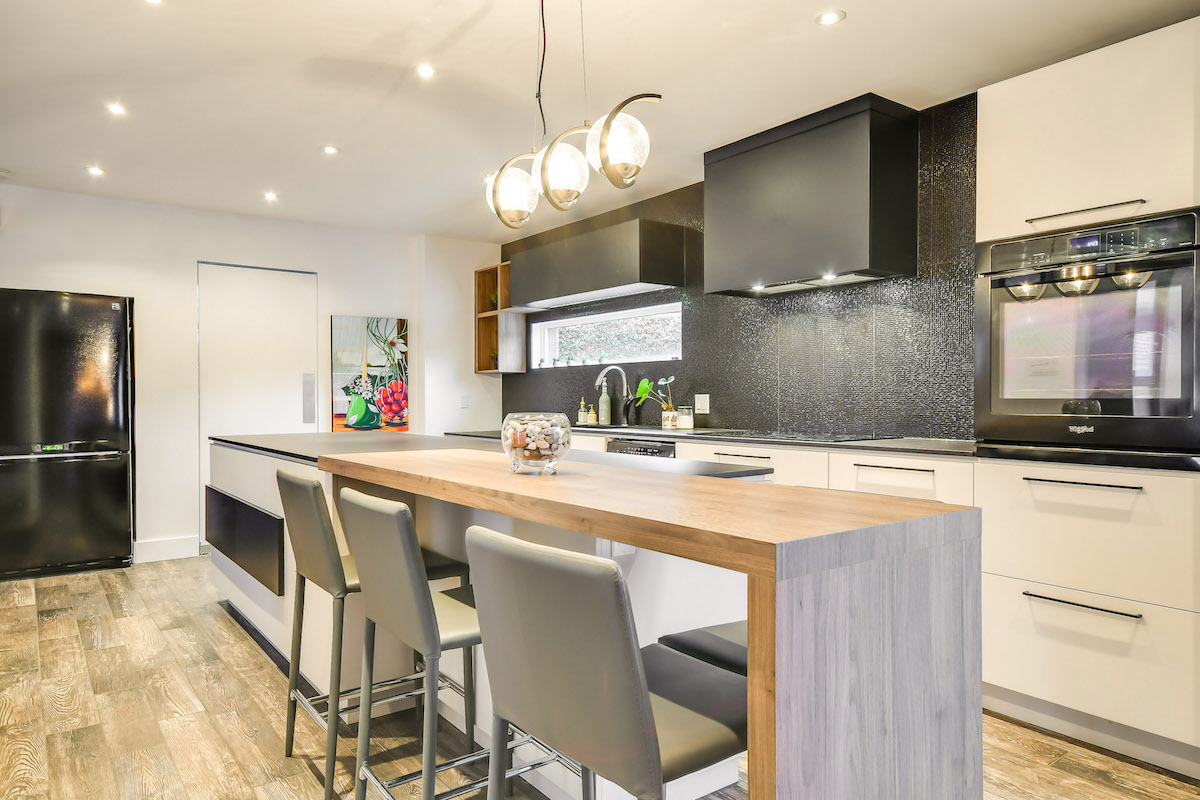 Cuisine moderne et conviviale Armodec Laval Montréal