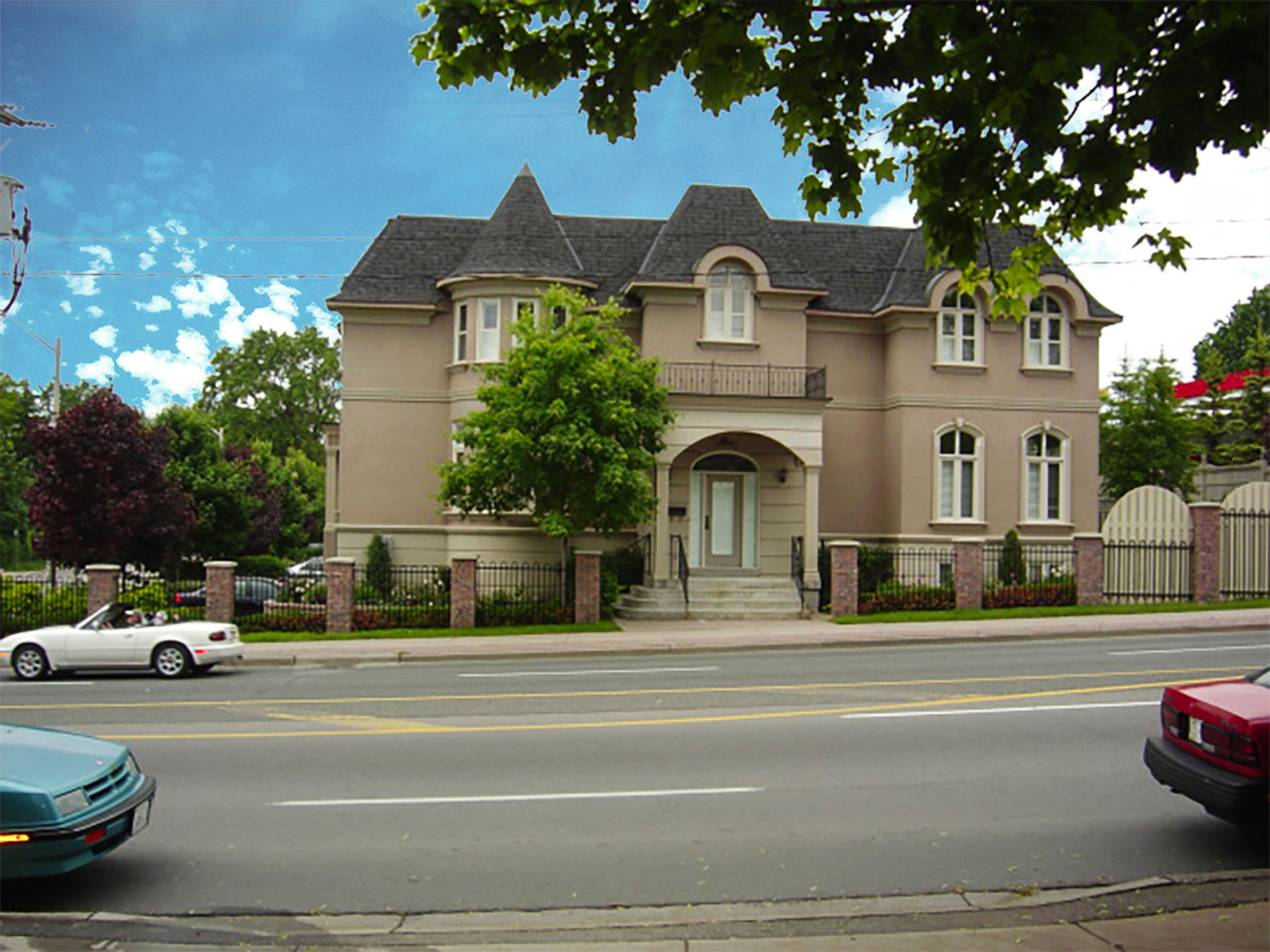 The Manors of Bayview Armour Heights Developments