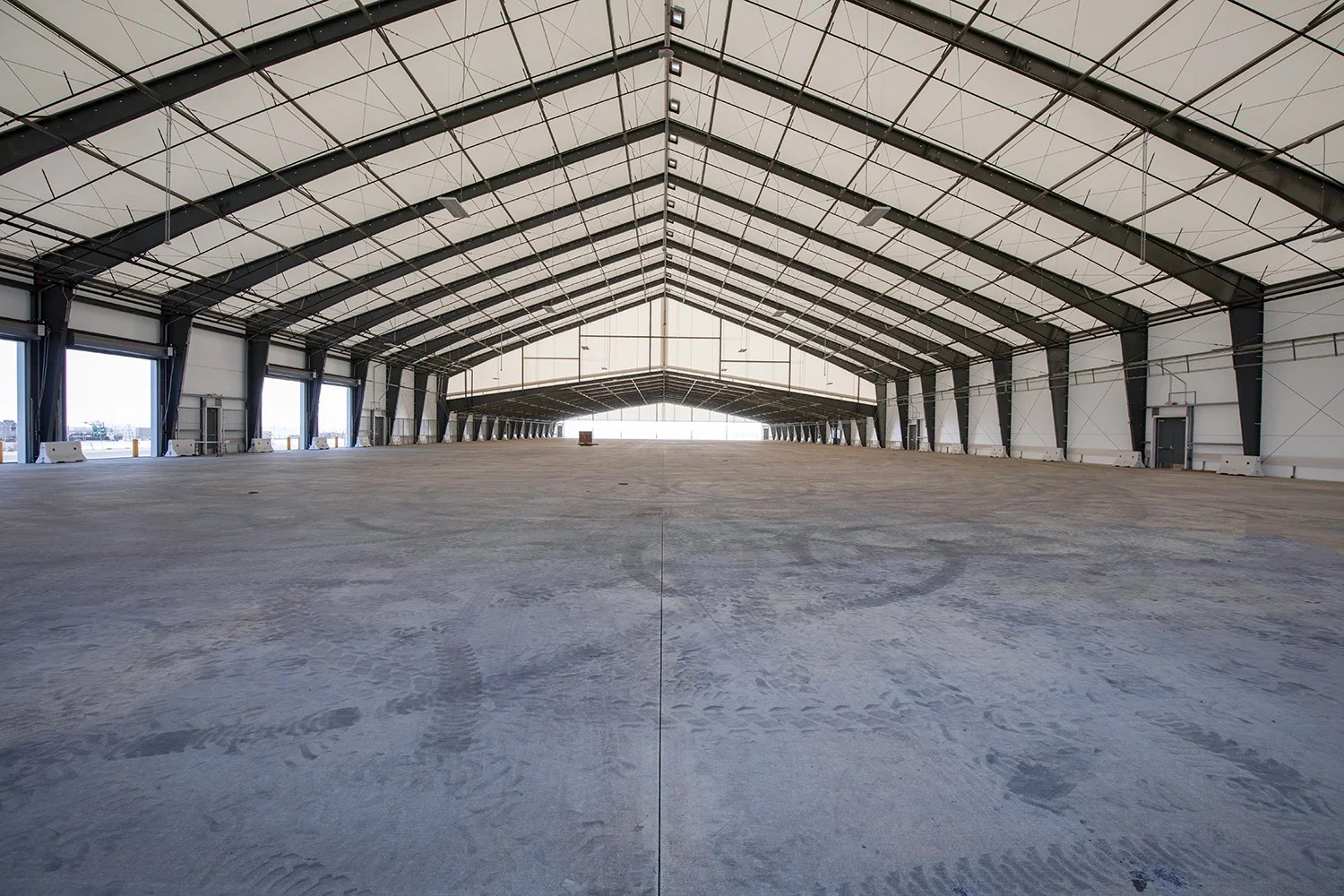 LongSpan Structures Critical Factors for a Successful Project Army Technology