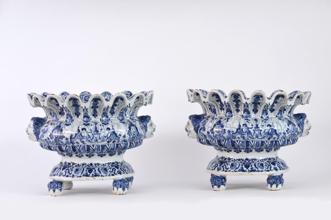 •D1720. Blue and White Oval Wine Coolers Aronson Antiquairs of